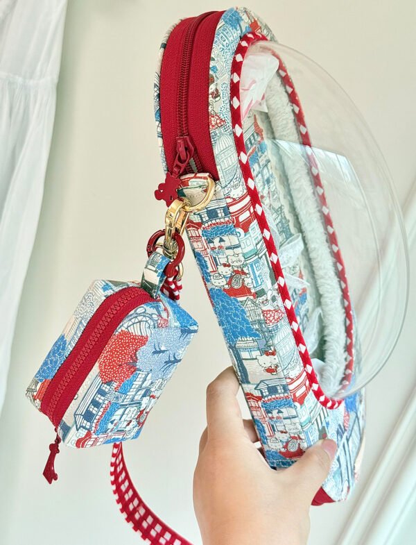 2 "British Urban Sanrio"Artisan Bubble Carrier