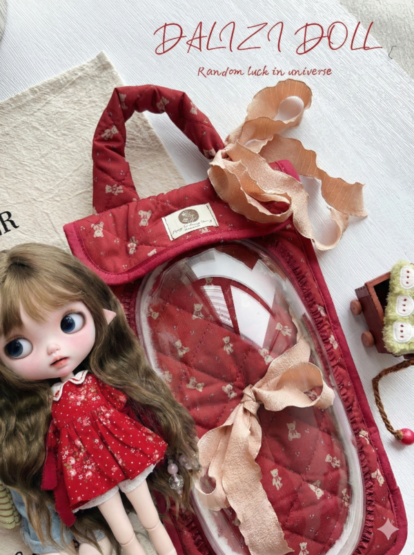 “Happy Christmas” Artisan Soft Toast Blythe Carrier